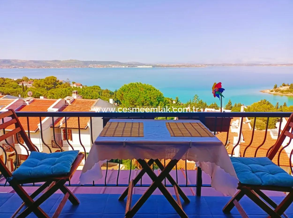 Apartment With Full Sea View In Çeşme Paşalimani