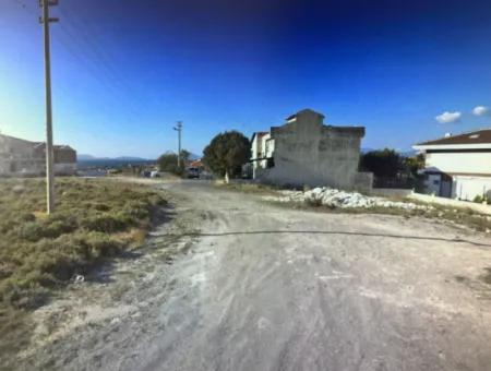 Land With Twin Residences For Sale In Çeşme Şifne